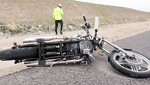 Devrilen motosikletin sürücüsü öldü