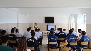 Dünya İntiharı Önleme Gününde Jandarma Komutanlığı personeline seminer