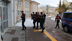Güneyyurt'ta hırsızı giydiği ayakkabı yakalattı