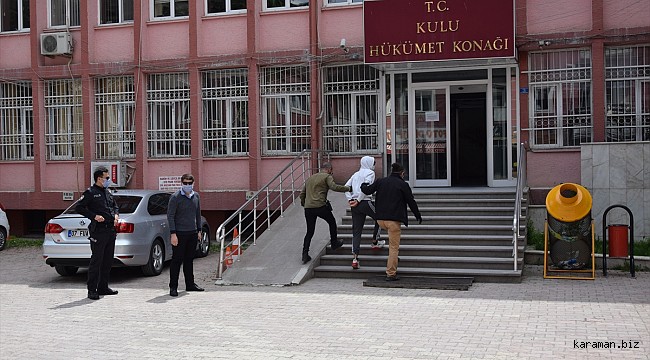 Konya'da akaryakıt istasyonundan gasp şüphelileri tutuklandı