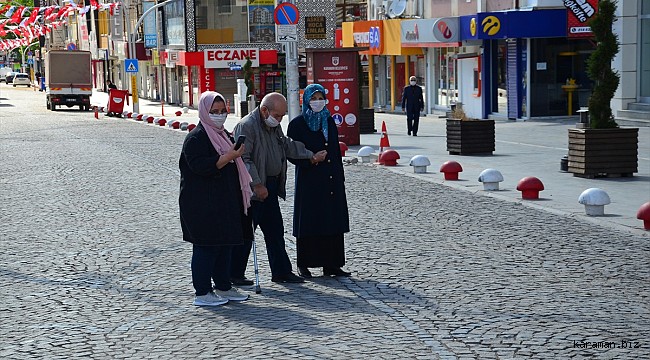 Yarın yaşlılarımız sokağa çıkacak, onlara saygı için bizler evimizde kalalım