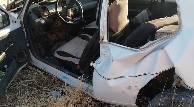 Karaman'da 2 otomobil çarpıştı, sürücüler yaralandı