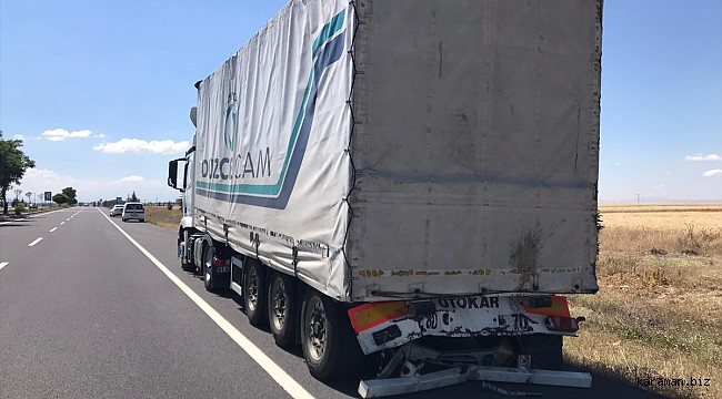Kayseri'de otomobilin tırla çarpışması sonucu 3 kişi öldü