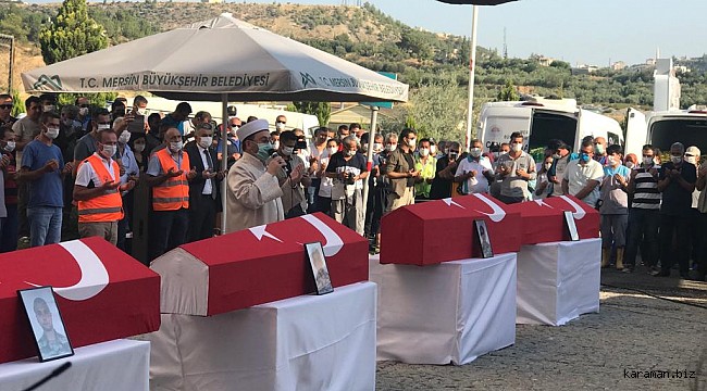 Mersin'de devrilen otobüste şehit olan 4 asker için tören