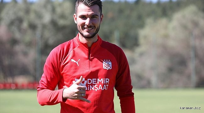 Sivasspor, Robin Yalçın'ı kadrosuna kattı