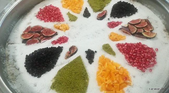 Kayseri'de 5 bin sağlık çalışanına aşure ikramı