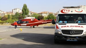 Ambulans helikopter kazada yaralanan tır sürücüsü için havalandı