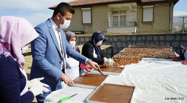 Başkan Aktürk, köftür üretim merkezini gezdi