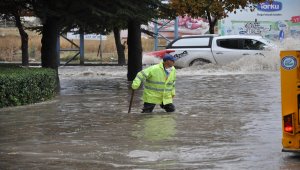 Eskişehir'de sağanak ve dolu etkili oldu