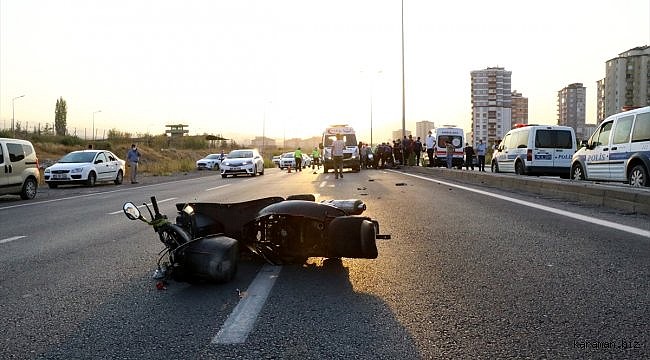 Kayseri'de devrilen motosikletteki 2 kişi öldü