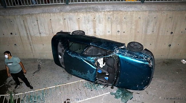 Kayseri'de otomobil kanala devrildi: 2 yaralı