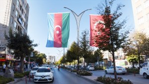 Kırşehir'den Azerbaycan'a bayraklı destek