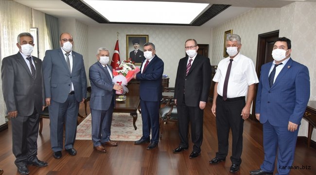 Muhtarlar Gününde Vali Mehmet Alpaslan Işık'a ziyaret