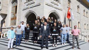 Nevşehir Belediyespor Kadın Voleybol Takımı'nda imza töreni