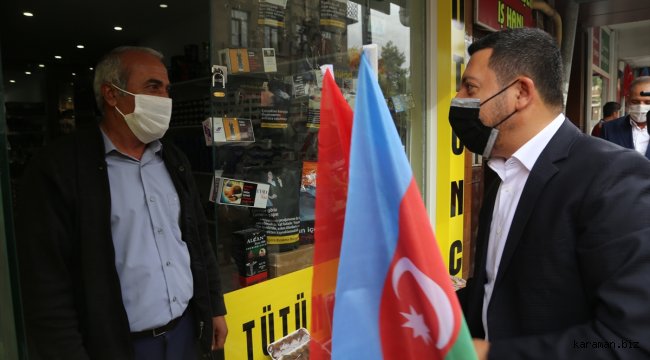 Nevşehir'de vatandaşlara Türk ve Azerbaycan bayrakları dağıtıldı