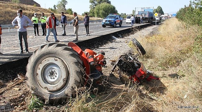 Sivas'ta ikiye bölünen traktördeki baba ve oğlu ağır yaralandı