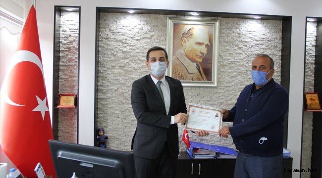 Yalıhüyük Kaymakamı Yasin Şahin'den muhtarlara teşekkür belgesi