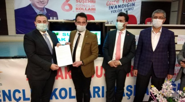 AK Parti Suşehri Gençlik Kolları Başkanı İlhan Erden güven tazeledi