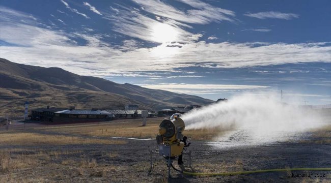 Erciyes'te yapay karlama çalışmaları başladı