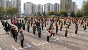 Kayseri'de ilkokul öğrencileri