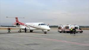 Ambulans uçak 1 yaşındaki bebek için havalandı
