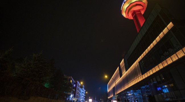 Ankara'da polis ekipleri sokağa çıkma kısıtlamasına ilişkin denetim yaptı