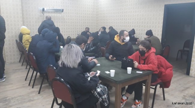 Eskişehir'de ruhsatsız iş yerinde kumar oynayan 38 kişiye para cezası