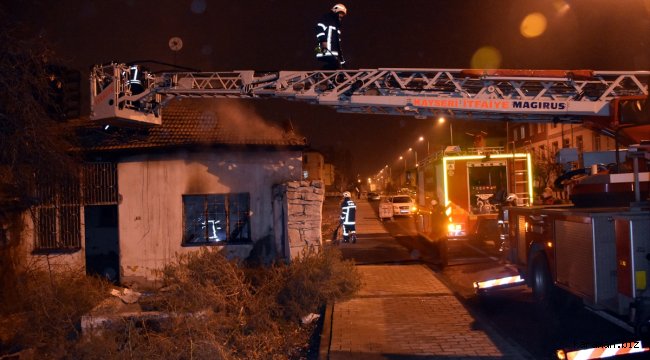 Kayseri'de müstakil evde çıkan yangın söndürüldü