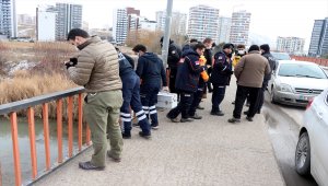 Kızılırmak'a atılan poşette bebek olabileceği ihbarı ekipleri harekete geçirdi