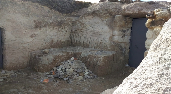 Kapadokya'da tüf kayayı oyarak bağ evi yapan kişi hakkında soruşturma başlatıldı