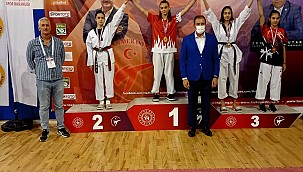Duru Bulgur Performans Spor Kulübü sporcuları Taekwondo’da tarih yazdı