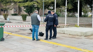 Ankara Adliyesi önünde bulunan şüpheli çantadan çalıntı eşyalar çıktı