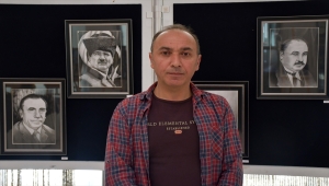 Sivas'ta öğretmenler köy okuluna kütüphane kazandırmak için resim sergisi açtı