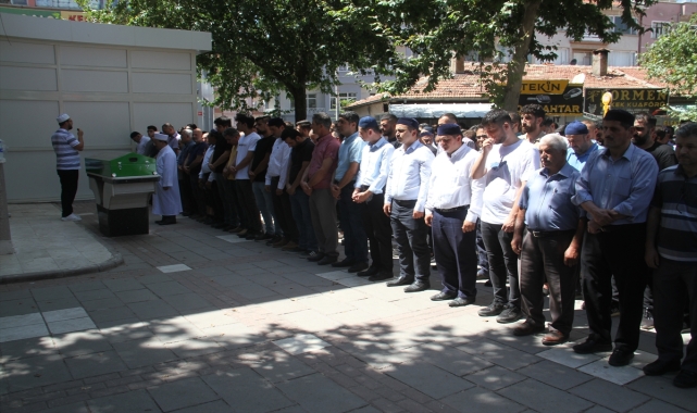 Konya'da silahla öldürülen fırıncı defnedildi