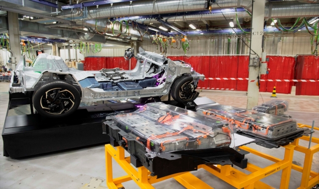 Peugeot, elektrikli modellerinin üretim sürecini açıkladı