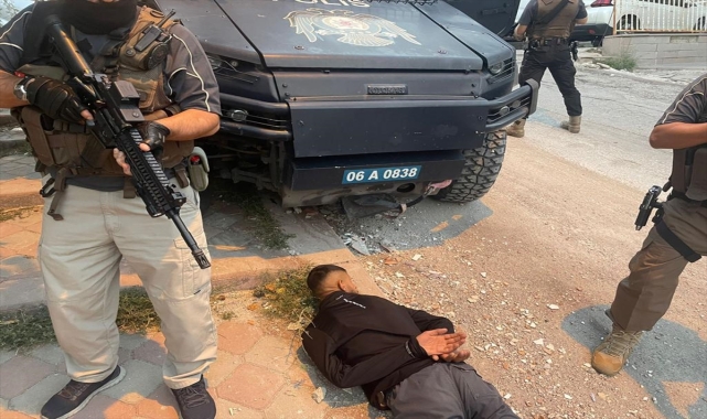 Terör örgütü PKK'nın sosyal medya yapılanmasına yönelik operasyonda 6 zanlı gözaltına alındı