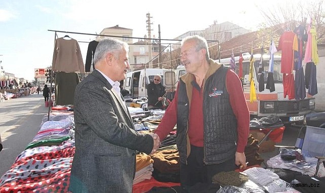 SERTÇELİK’E PAZARDA YOĞUN İLGİ