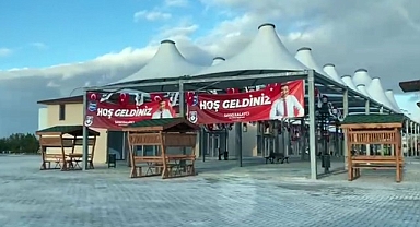 BELEDİYENİN MİLYONLARI YİNE ÇÖPE GİTTİ; DAHA AÇILMADAN KAPANDI!