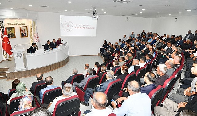Vali Saribrahim muhtarlarla bir araya geldi