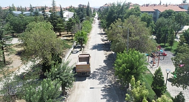 İSTASYON CADDESİ YENİLENİYOR