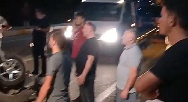 Köpeğe çarpmamak için direksiyonu kırınca kaza yaptı