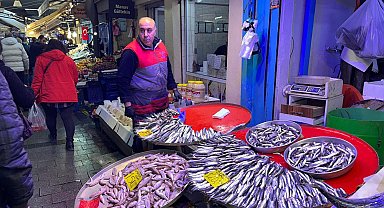 Balık tezgahlarına 'fırtına' etkisi