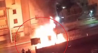 Diyarbakır'da 3 araç kundaklandı, terör şüphelisi gözaltına alındı