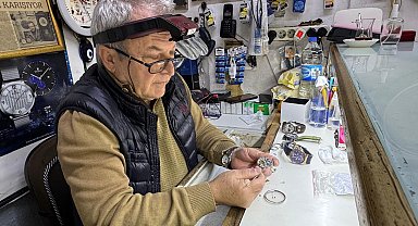 37 yıllık saat tamircisi çırak bulamıyor