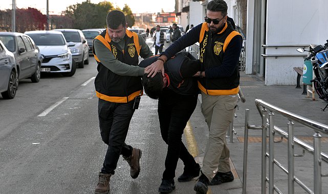 'Yol verme' tartışmasında doktoru bıçaklayan sürücü tutuklandı
