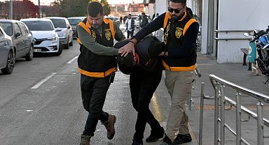 'Yol verme' tartışmasında doktoru bıçaklayan sürücü tutuklandı