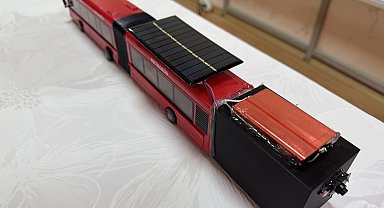 7'nci sınıf öğrencisi Duru'dan ötobüslerin kendi enerjisini sağlayacak proje