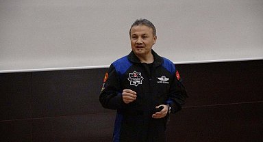 Alper Gezeravcı, Çanakkale'de öğrencilerle buluştu
