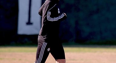 Altay'da Özgür takıma döndü