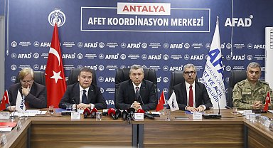 Antalya'ya 'turuncu kod' uyarısı; kentte taşımalı eğitime 1 gün ara verildi